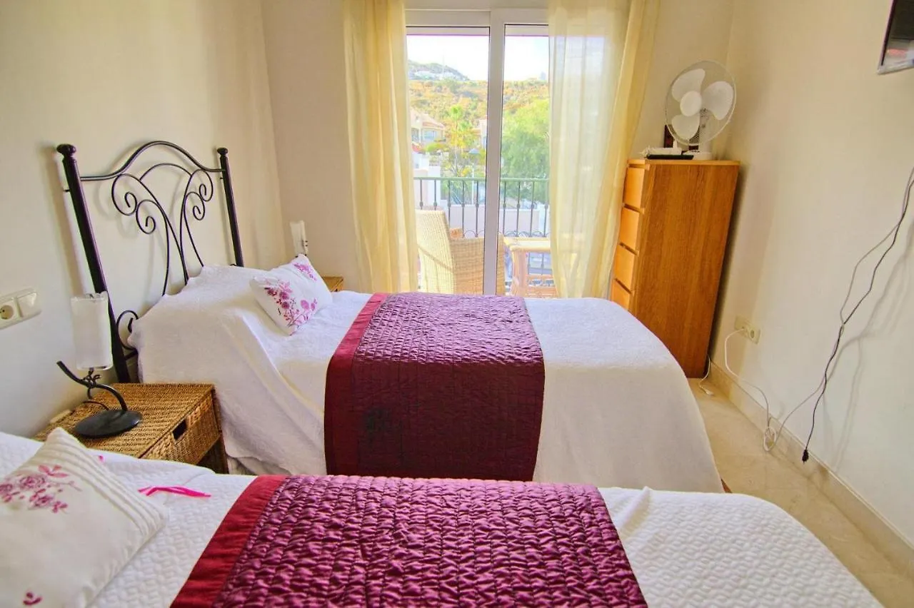 Tatil Evi Semi-Detached House, Mijas Costa Villa Sitio de Calahonda İspanya